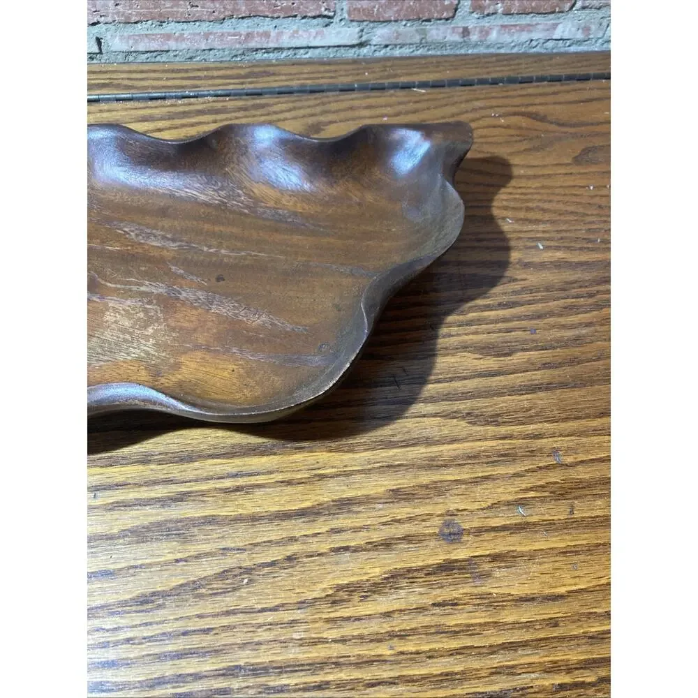 Leaf shape Bowl Woods of Hawaii Monkey Pod Honolulu's Finest at Waikiki 10